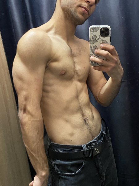 В примерочной 2