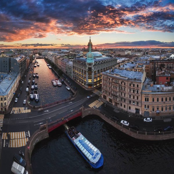 Река Мойка. Красный мост.