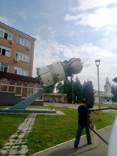 Макет советского пилотируемого космического корабля Восток-1