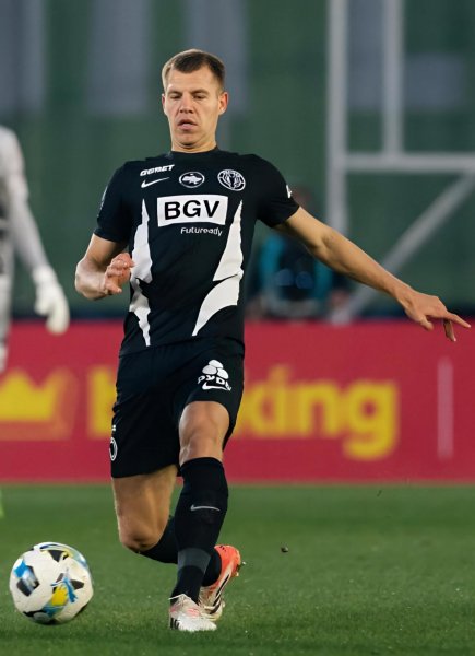 Эдуард Сарапий