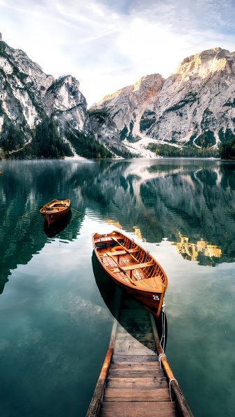 Озеро Брайес, в Италии