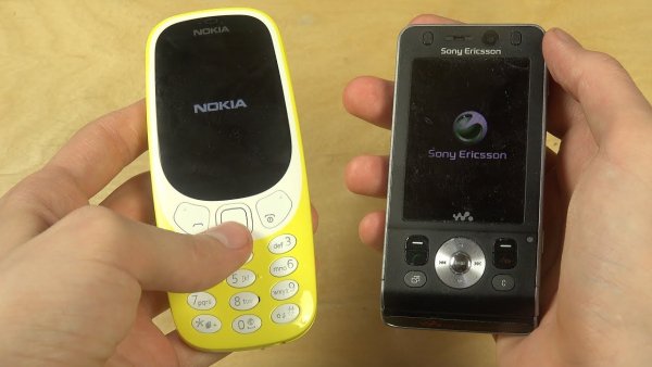 Nokia 3310 2017 vs. Sony Ericsson W910i