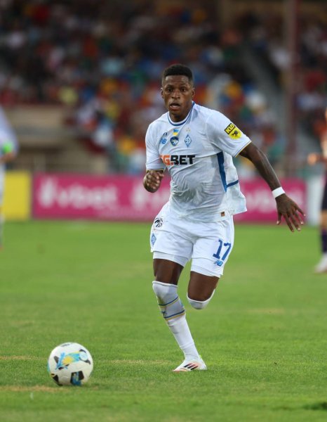 Анхель Торрeс