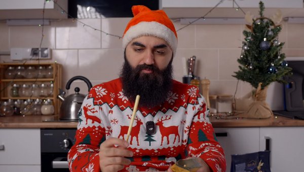 Срём в башмак 795