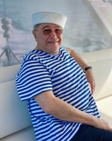 Е. В. Петросян