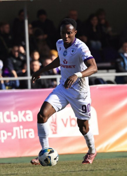 Марк Ассинoр