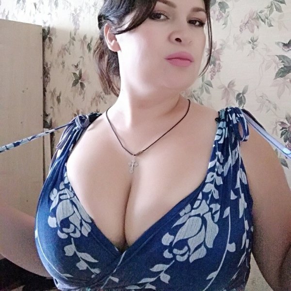 Пышногрудая Ника Ника