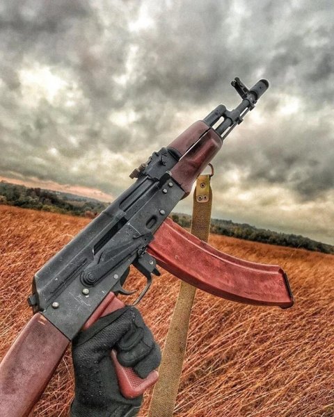 Автомат Калашникова... АК - 47.