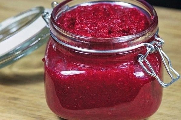 Острая закуска из свеклы