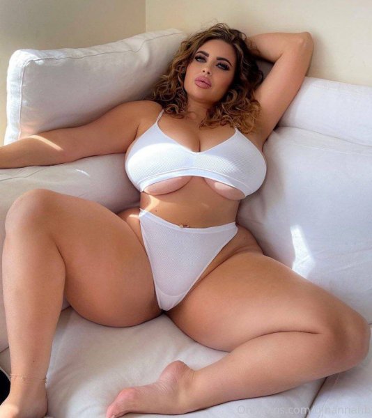 Ханна в белье