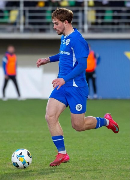 Олег Пушкарeв