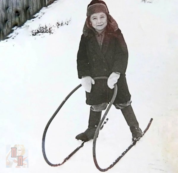 У этого чудо техники было около 15 названий и 2 типа изготов