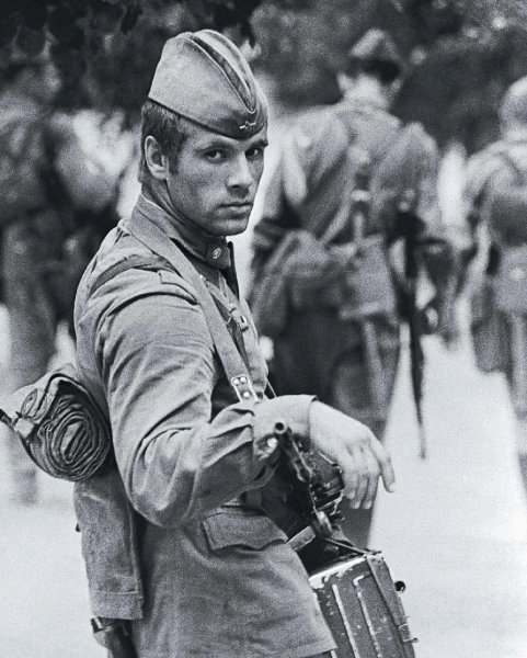 Знаменитое фото начала семидесятых, которое попало на выстав