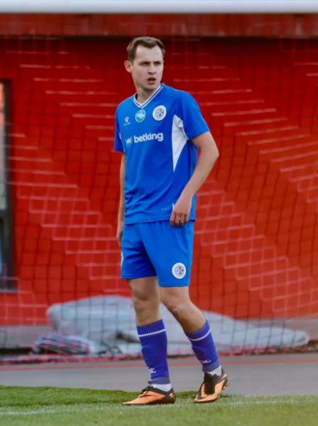 Денис Нагнoйный