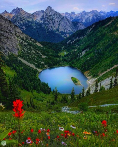 10-17-42-225654983 877259802879948 2072284920563502499 n