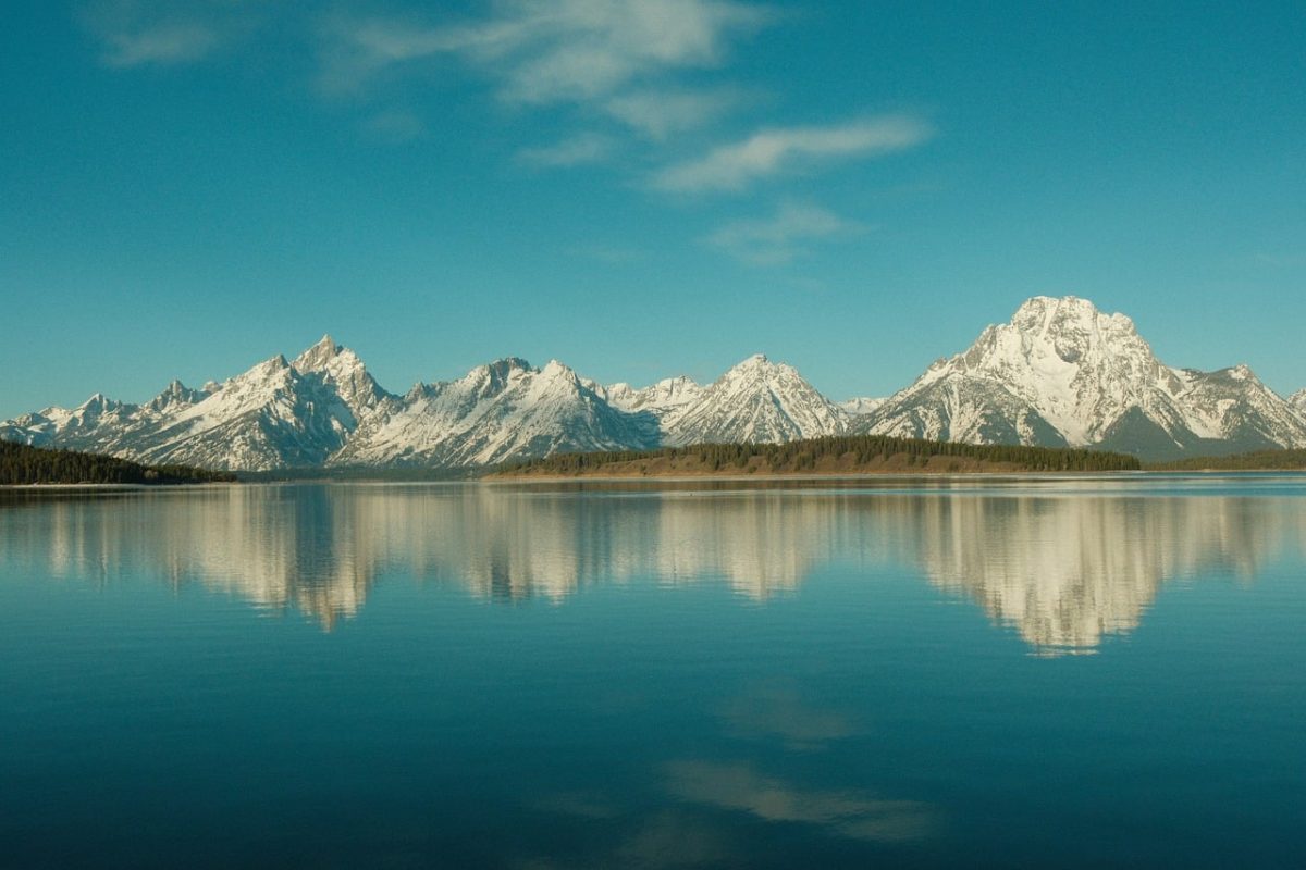 tetons, wyoming, reflections, morning, nature, jackson lake, lake, water, calm, serene, landscape, mountains, grand teton national park, usa, blue sky, tranquility, natural beauty, panorama, pristineness, mountain range