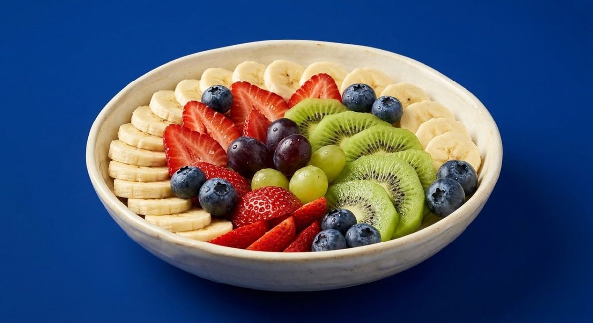 fruit, salad, strawberry, banana, blueberry, grape, kiwi, healthy, nature, breakfast, snack, fresh, mix, nutritious, colorful, delicious, organic, diet, light, decorative, summer, natural