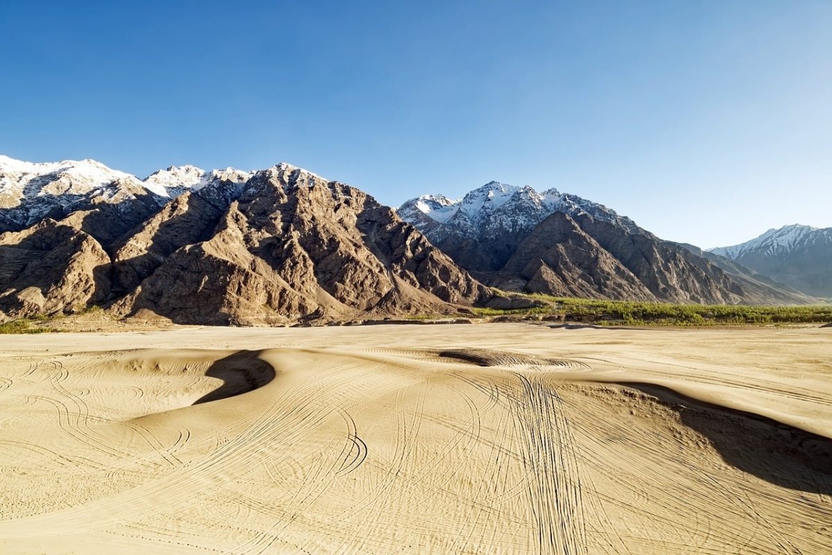 desert, mountains, pakistan, gilgit-baltistan, karakoram, snow, mirage, sand, blue sky, landscape, sand dunes, geological formation, natural beauty, landscape photography, sky, light, dry, sunny, hiking, view