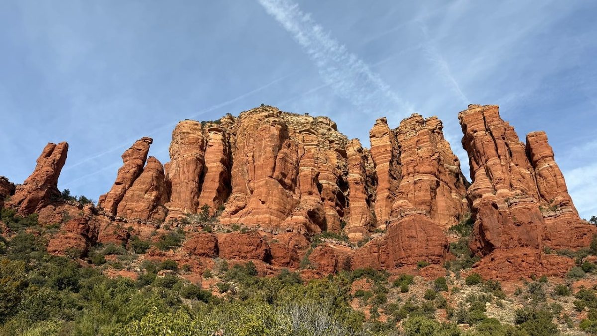 sedona, red rocks, landscape, nature, desert, hiking, rock formation, view, tourism, arizona, blue sky, landscape features, recreation, outdoors, sunny weather, geology, american southwest, travel, panorama