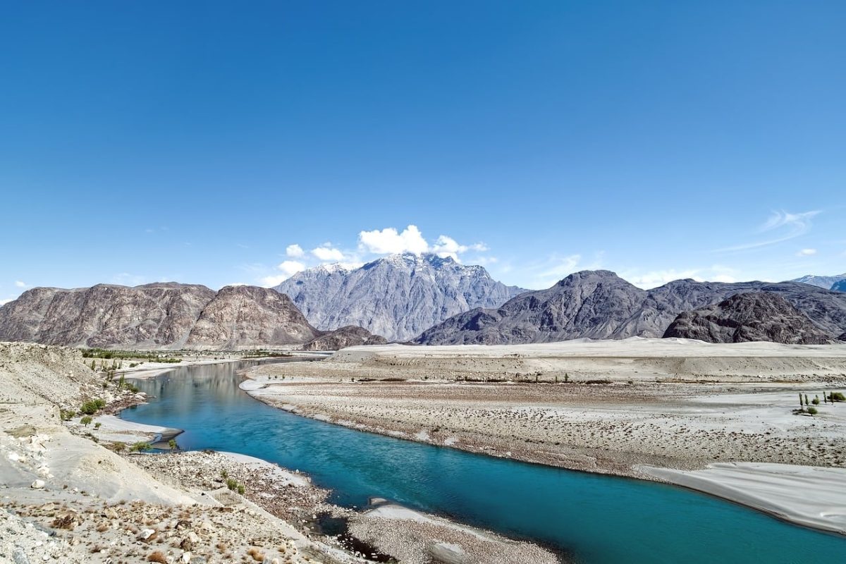 river, mountains, valley, desert, clouds, blue sky, purple mountain, rocky terrain, geology, indian subcontinent, gilgit-baltistan, karakorum, pakistan, current, tibetan plateau, dry riverbed, ecosystem, bend, hiking, riverbed