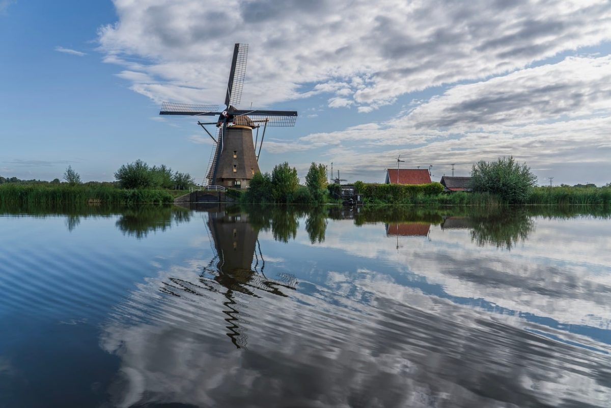 windmill, holland, netherlands, canal, water, reflection, clouds, landscape, architecture, nature, travel, tourism, dyke, green, water reflection, village, peace, relaxation, europe