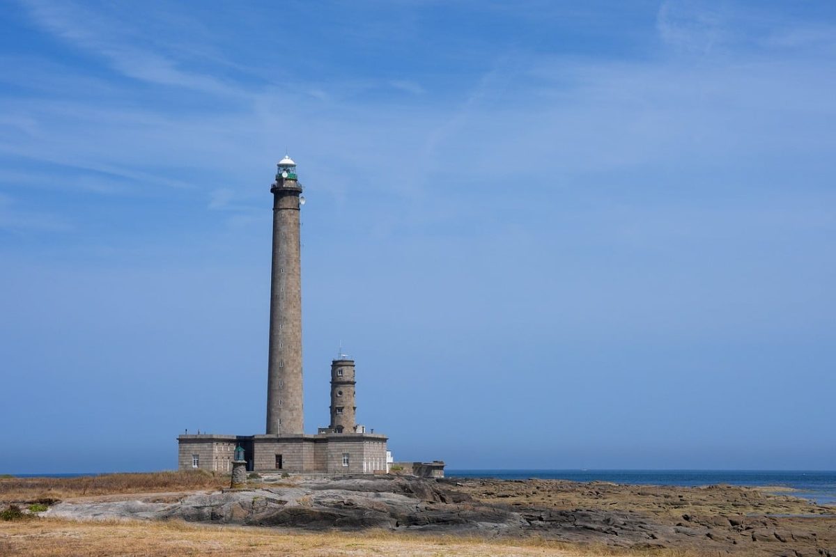 lighthouse, horizon, france, normandy, beach, sea, stone, view, atlantic, rocky, landscape, tourism, sky, architecture, tourist attraction, weather, tourist, light blue, structure, world heritage, daylight
