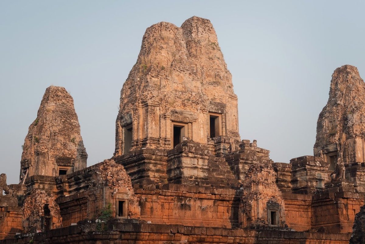 banteay srei, beautiful wallpaper, free wallpaper, desktop backgrounds, windows wallpaper, pink sandstone, hd wallpaper, temple towers, wallpaper hd, cool backgrounds, angkor temples, wallpaper 4k, 4k wallpaper, siem reap, cambodia, sunrise light, ancient architecture, stone carvings, close up, free background, warm tones, historic monument, iphone wallpaper, phone wallpaper, wallpaper, mac wallpaper, background, background images, laptop wallpaper, 4k, pictures, full hd wallpaper, 4k wallpaper 1920x1080, desktop background