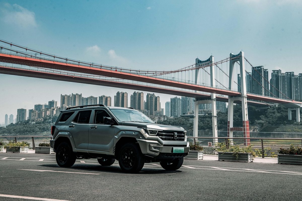 tank 400, great wall motor, tank suv, great wall tank, suv, automotive, 4×4, outdoor, car wallpaper, green energy, landscape, new energy vehicles, hi4-t, bridge, city, street, gwm tank, gwm