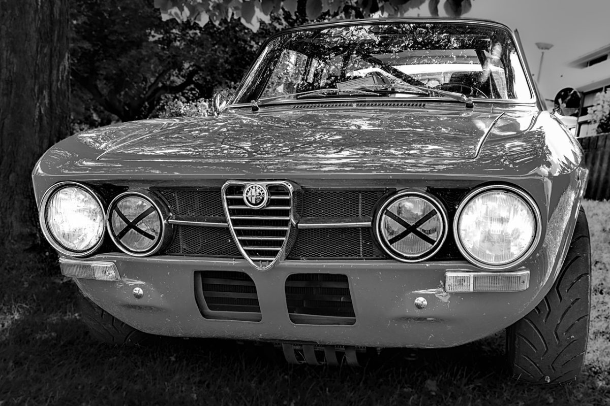 car, headlights, alfa romeo, automobile, antique car, lights, technology, car wallpapers, black and white