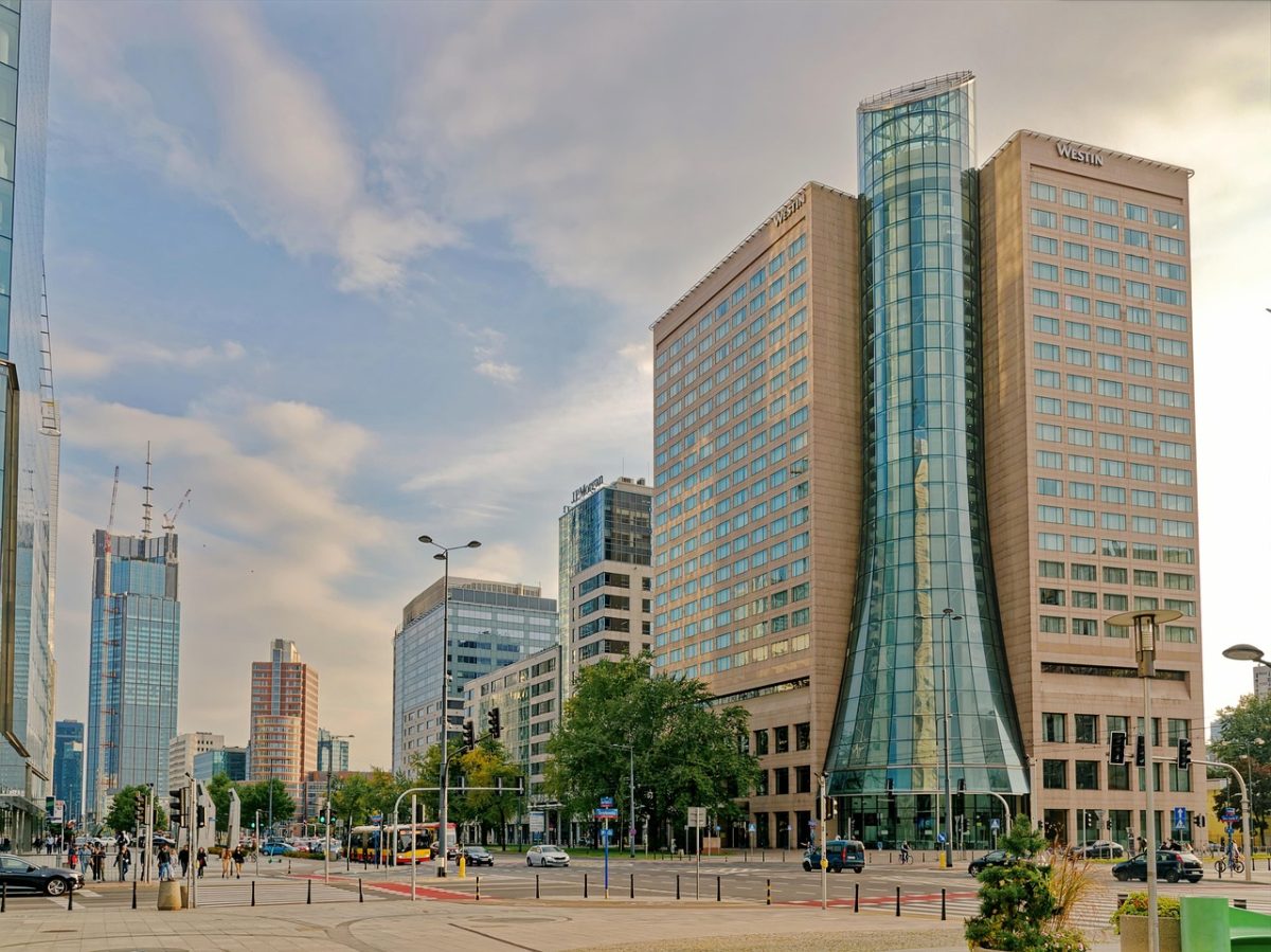 buildings, cityscape, architecture, tall, nature, tower, skyscrapers, modern, concretely, glass, cars, people, sky, urban, metropolis