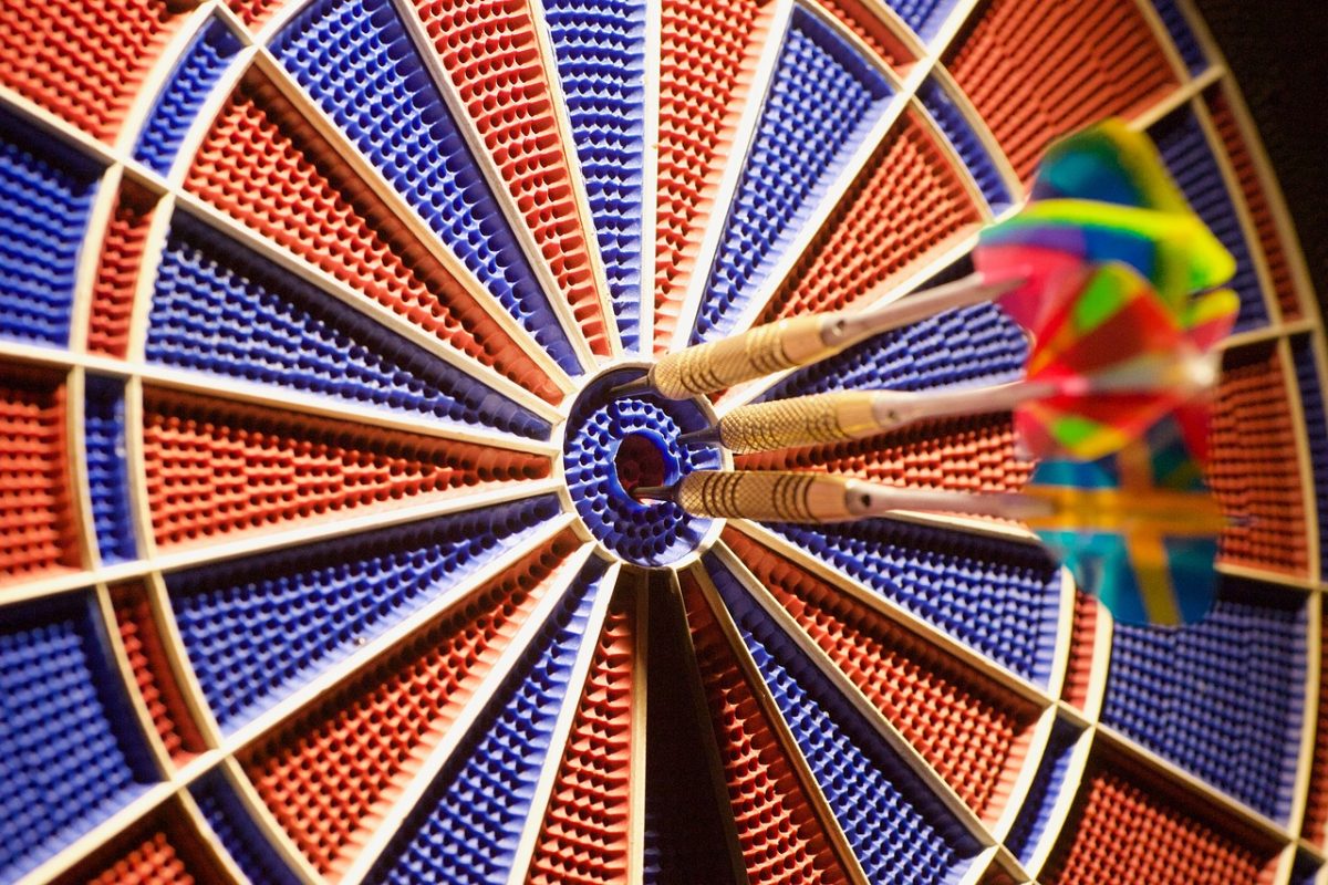dart, dart board, target, arrow