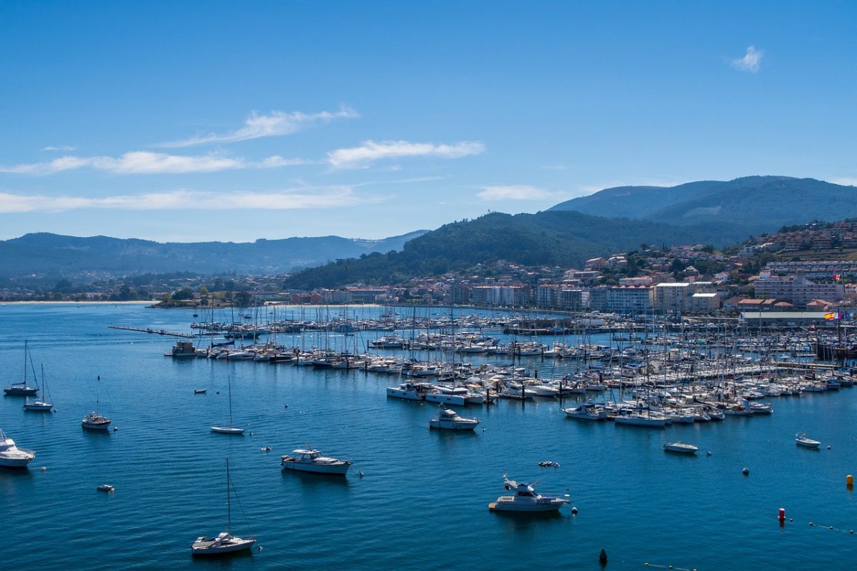 costa, nature, sea, landscape, ocean, shore, water, travel, holiday, boat, fishing, surf, moutains, darling, clouds, port, boats, i already, city, spring, horizon, sailboats, navigation