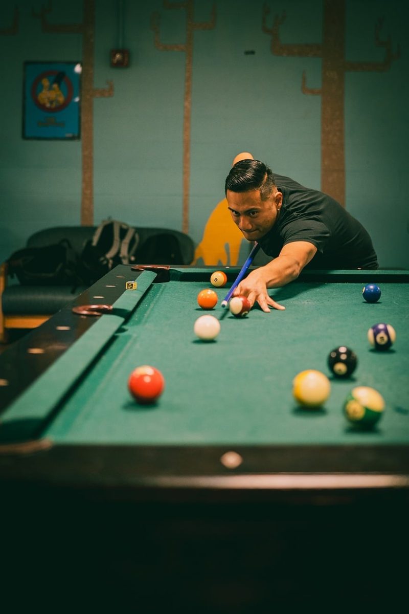 pool, gameroom, college, billiards, 8-ball, play, balls, game