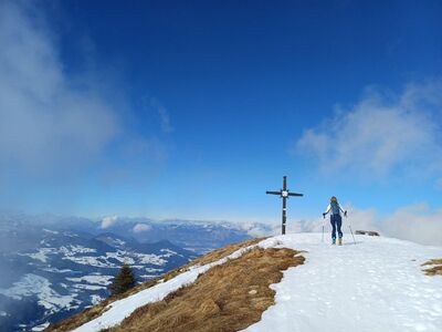 peak happiness, backcountry skiiing, summit cross