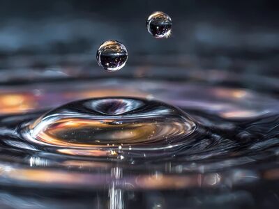 droplets, water droplet, contrasting water drop, artistic water droplet photography, who created