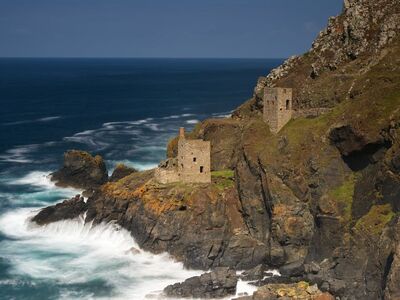 cornwall, cliffs, ocean, coast, ruins, sunset, mining, mediterranean, dramatic, medieval, history, british, english, drama, crazy waves, light, landscape, nature, waves, rocks