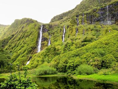 waterfall, nature, landscape, water, mountains, rocks, trees, green, lake, reflection, azores, wilderness, travel, hiking, calm, idyllic, serene, fresh, ecosystem