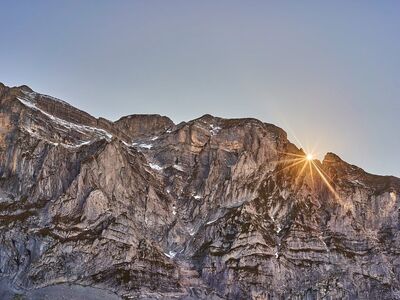 mountain, sunrise, cliff, landscape, nature, dawn, sky, panorama, sunburst, stone, craggy, sun, ridge, shaded, wilderness, january, summit