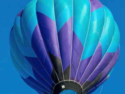 hot air balloon, balloon, colorful, blue sky, nature, aviation, flight, adventure, travel, tourism, festival, recreation, transportation, outdoor, summer, scenic, sightseeing, aerial, freedom, rainbow, turquoise