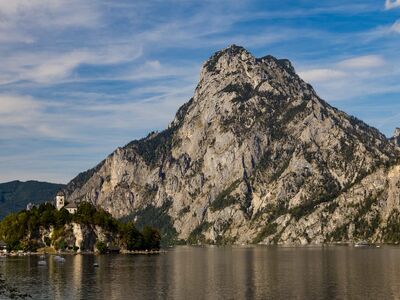 lake, architecture, church, mountains, austria, nature, architectural feature, cathedral, reeds, traunsee lake, peacock cloud, reflection, islet, arm, mountain view, afternoon, tourist destination, blue sky, autumn, sunlight, relaxation
