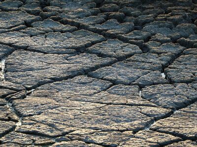 dry soil, free background, laptop wallpaper, cracked earth, mud cracks, desktop backgrounds, texture background, wallpaper hd, drought, arid landscape, sunbaked mud, pattern, cool backgrounds, dry conditions, wallpaper 4k, ecology, mac wallpaper, dry areas, full hd wallpaper, 4k wallpaper 1920x1080, climate change, windows wallpaper, beautiful wallpaper, ecosystem, background, 4k wallpaper, natural phenomena, waterless, hd wallpaper, natural textures, soil erosion, free wallpaper, natural pattern