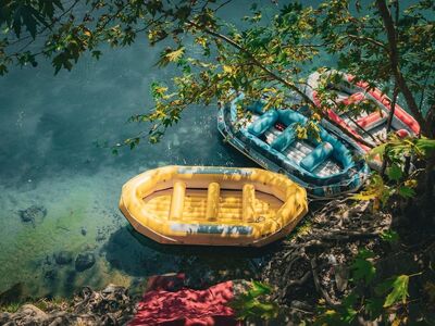 canoe, raft, river, water, tree, leaves, nature, panorama, outdoor, buoy, relaxation, summer, adventure, sunny, recreation, rest, boating, calm, scenic, roots, holiday