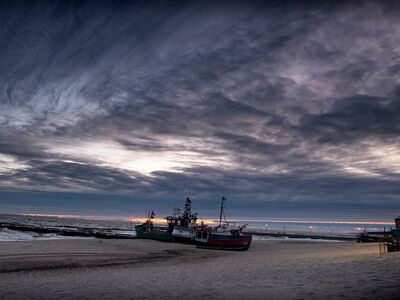 beach, sea, boat, evening, clouds, sand, summer evening, fishing boat, horizon, vacation, scenery, calm, dawn, coast, light, dark, dawn on the beach, cloud formation, landscape, evening atmosphere
