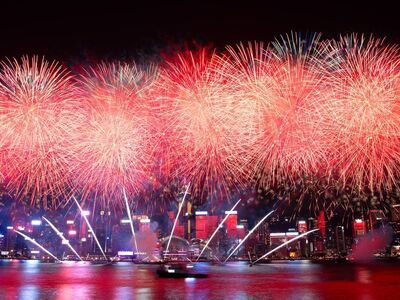 fireworks, hong kong, city, cityscape, skyline, night, asian, skyscraper, buildings, river, water, red fireworks, reflection, illuminated building, night sky, new year fireworks, celebration, tourist attraction, nature, party celebration, spectacular fireworks, urban night