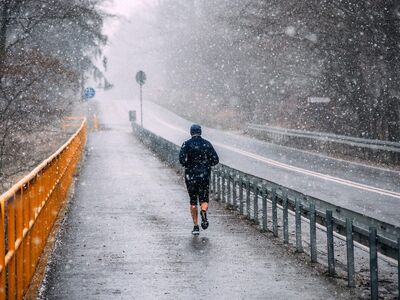 guy, the path, street, trees, forest, arm, asphalt, the fog, scenery, a snowstorm, gloomily, nature, foggy, running, sport, jogging, athletics, exercises, athlete, active, runner, conditions