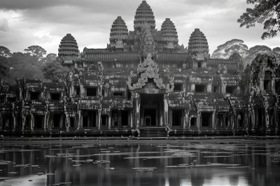angkor wat, temple, architecture, historic, khmer, culture, travel, landmark, tourism, asian, buddhism, history, road, with vehicle, nature, jungle, trees, asia, famous, proof, cambodia
