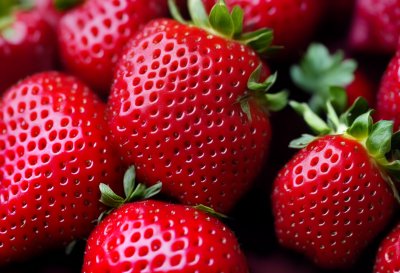 strawberries, fruit, fresh, red, healthy, sweet, ripe, natural, closeup, seasonal, harvest, delicious, vitamin, kitchen, grown, organic, gourmet, waffle, dining, healthy lifestyle