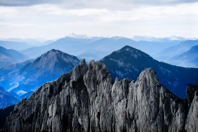 mountains, nature, landscape, climbing, mountain, high-altitude, forest, alps, meadow, trees, peak, ridge, tourist, scenery, panorama, hiking, summer, sunny, clear sky, tourist attraction